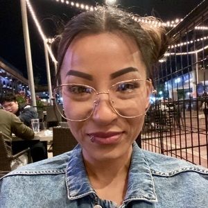 Meet your Posher, Tianne